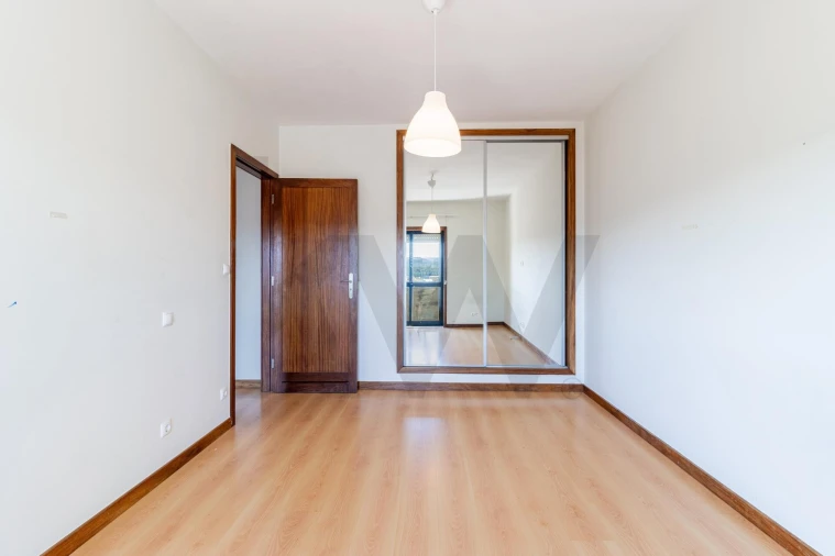 Apartamento T2 para Venda em São João da Madeira Foto 19