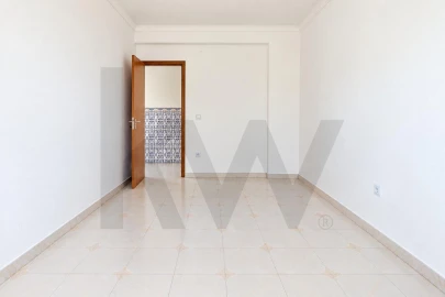 Moradia T3 para Arrendamento em Fernao Ferro