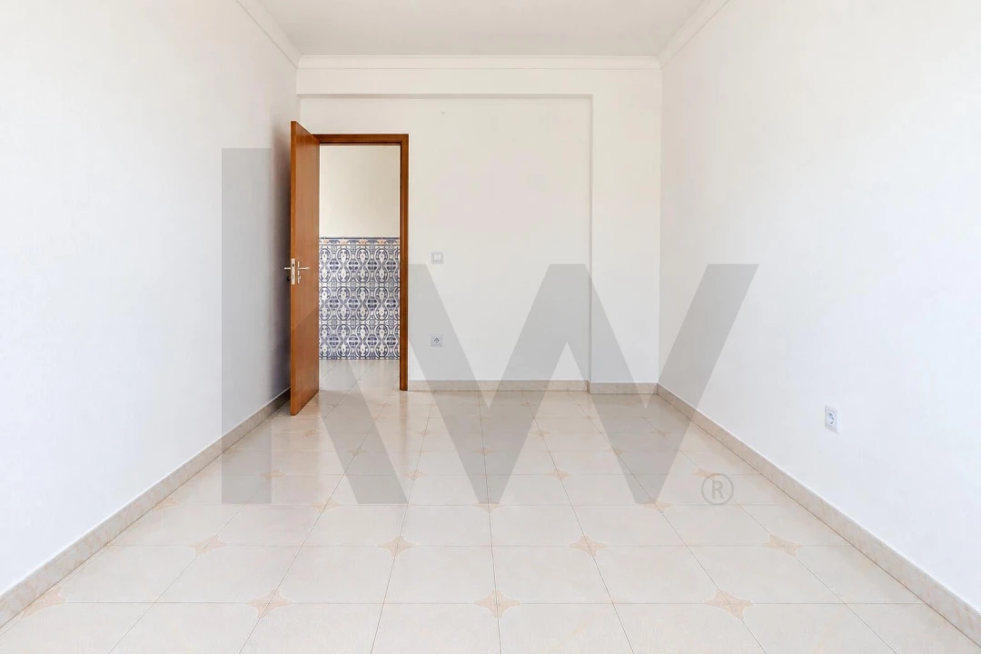 Moradia T3 para Arrendamento em Fernao Ferro Foto 7