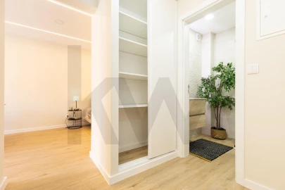 Apartamento T1 para Venda em Seixal, Arrentela e Aldeia de Paio Pires