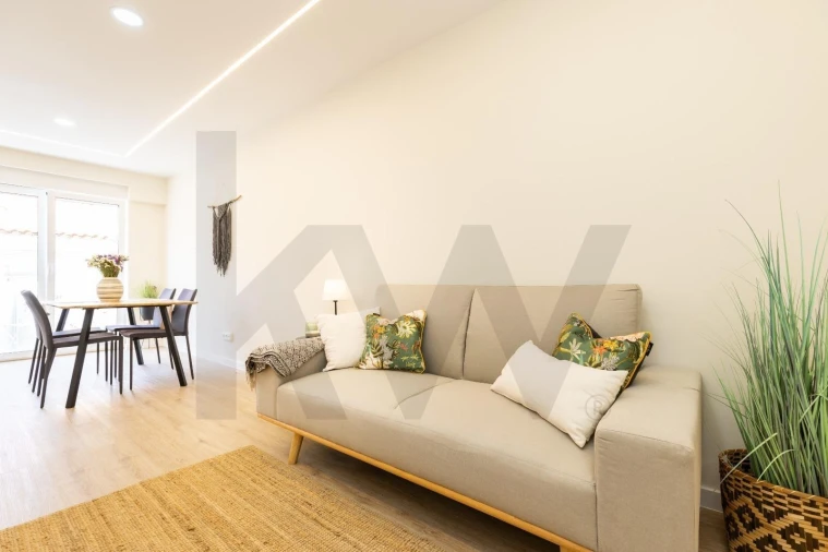 Apartamento T1 para Venda em Seixal, Arrentela e Aldeia de Paio Pires Foto 12