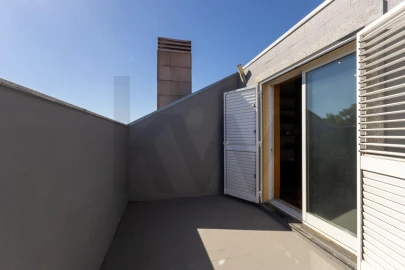 Moradia T4 para Venda em Arcozelo