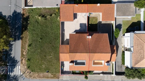 Moradia T4 para Venda em Arcozelo