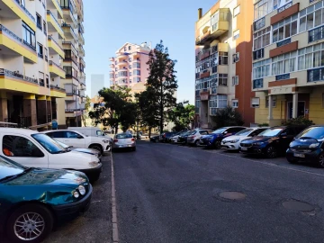 Apartamento T2 para Venda em Algueirão-Mem Martins