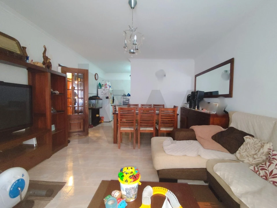 Apartamento T2 para Venda em Algueirão-Mem Martins Foto 4