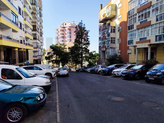 Apartamento T2 para Venda em Algueirão-Mem Martins Foto 20
