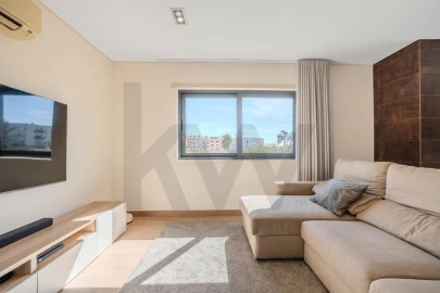 Apartamento T3 para Venda em Fernao Ferro