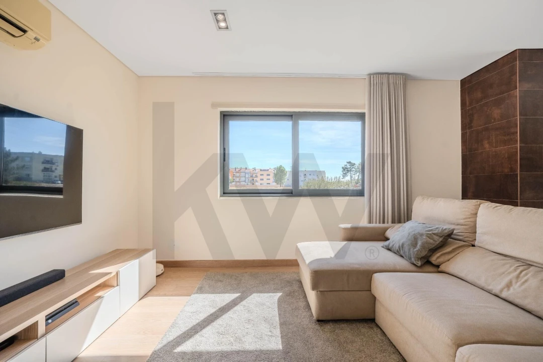 Apartamento T3 para Venda em Fernao Ferro Foto 4