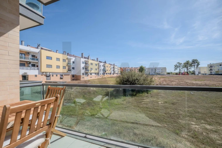 Apartamento T3 para Venda em Fernao Ferro Foto 32