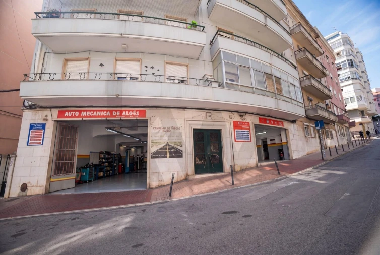 Loja para Venda em Algés, Linda-A-Velha e Cruz Quebrada-Dafundo Foto 23