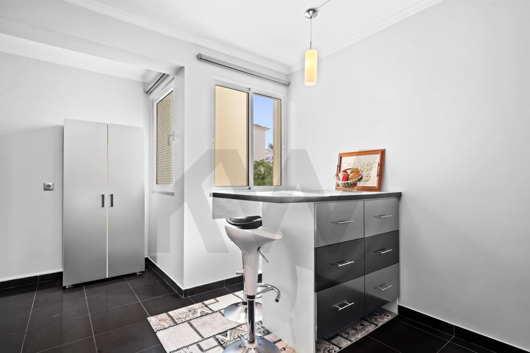 Apartamento T3 para Venda em Caniço Foto 7