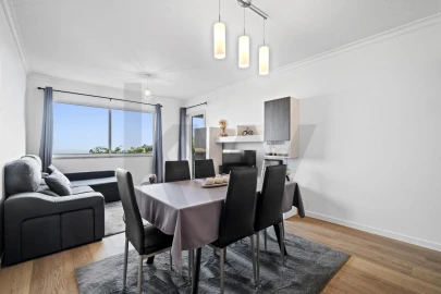 Apartamento T3 para Venda em Caniço