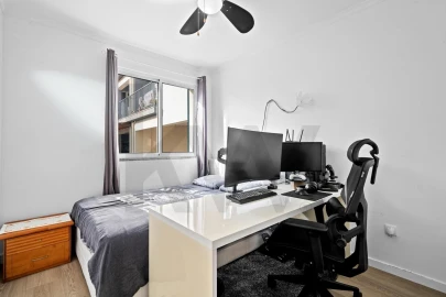 Apartamento T3 para Venda em Caniço