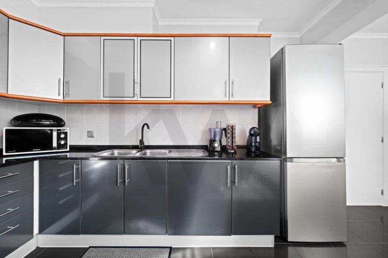Apartamento T3 para Venda em Caniço Foto 8