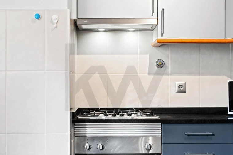 Apartamento T3 para Venda em Caniço Foto 9