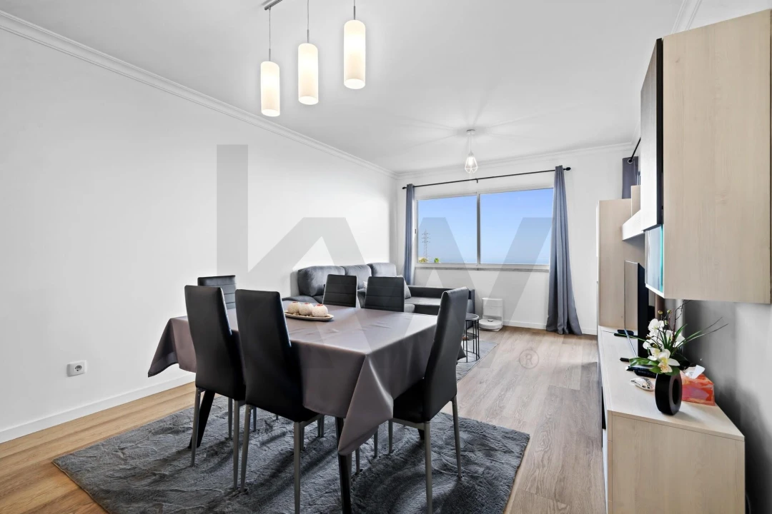 Apartamento T3 para Venda em Caniço Foto 2