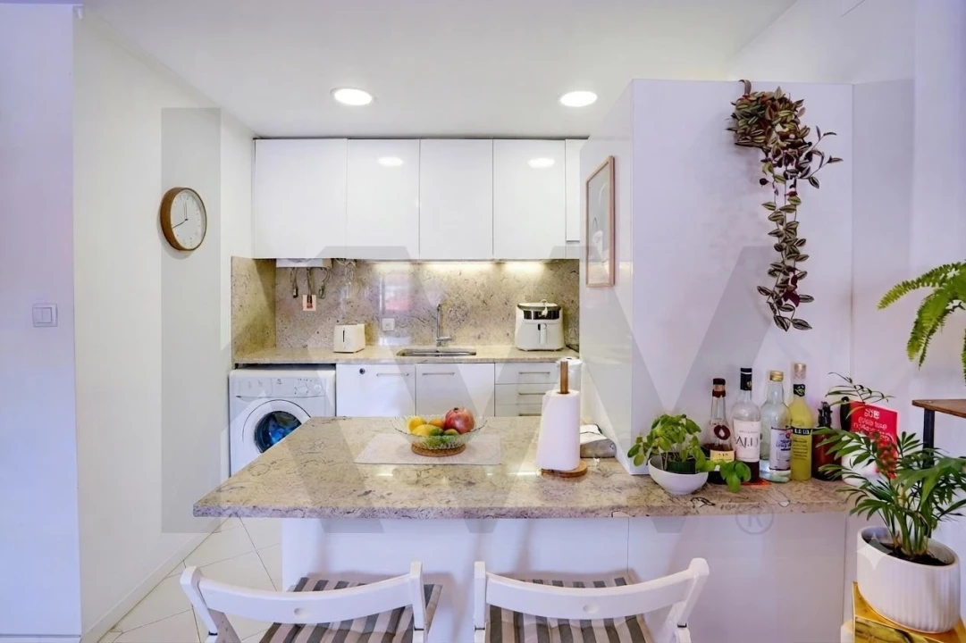 Apartamento T1 para Venda em Costa da Caparica Foto 6