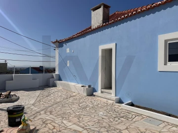 Quarto para Arrendamento em Caparica e Trafaria