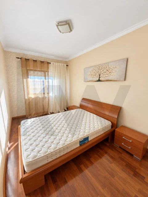 Apartamento T2 para Venda em Carregado e Cadafais