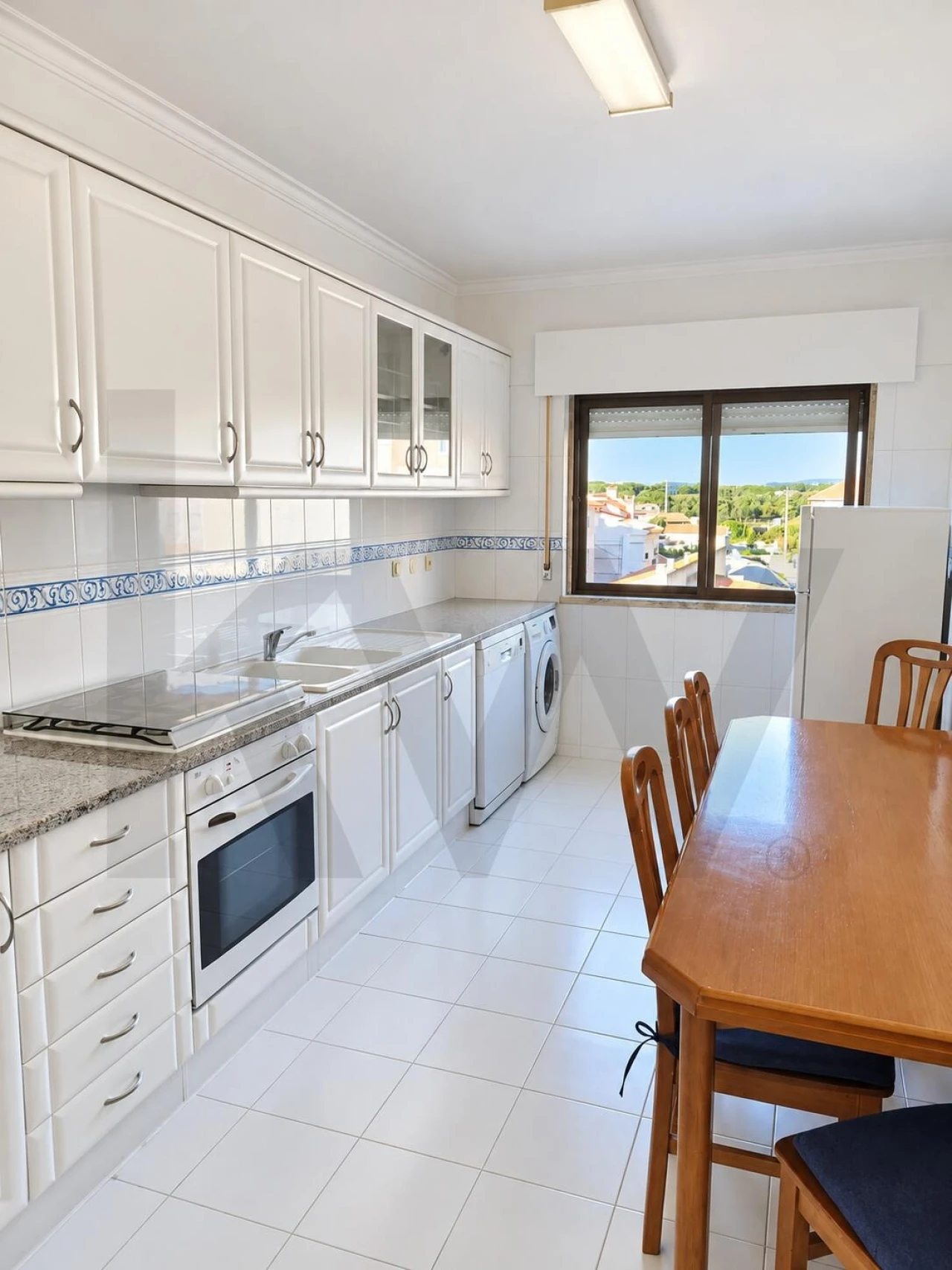 Apartamento T2 para Venda em Carregado e Cadafais Foto 1
