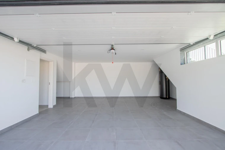 Moradia T3 para Venda em Alcabideche Foto 36