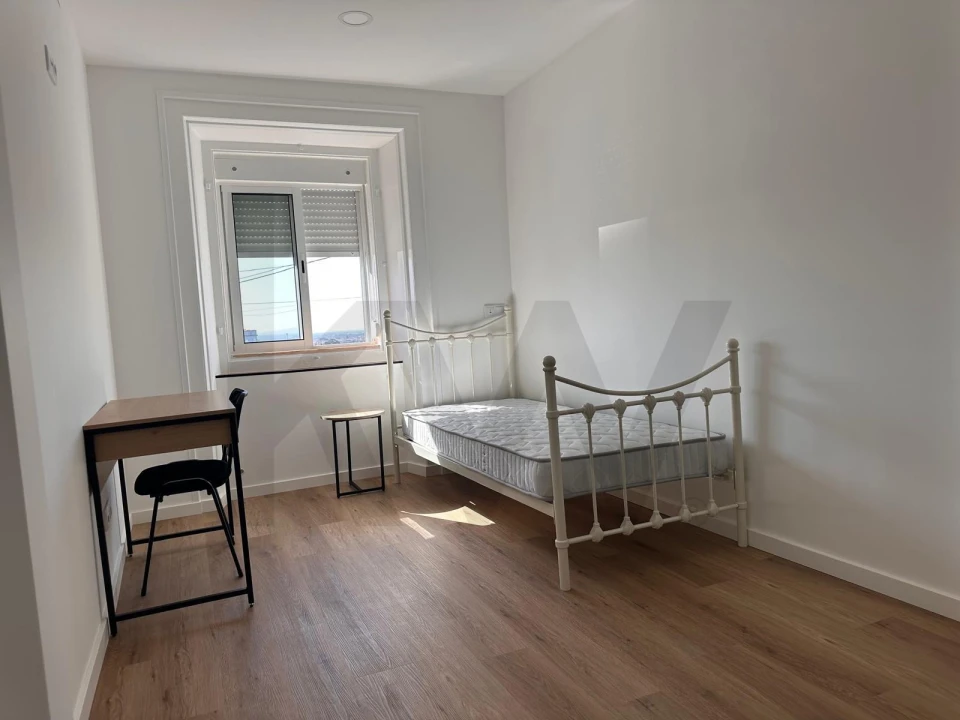 Quarto para Arrendamento em Caparica e Trafaria Foto 9