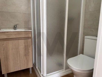 Quarto para Arrendamento em Caparica e Trafaria