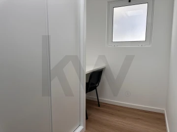 Quarto para Arrendamento em Caparica e Trafaria