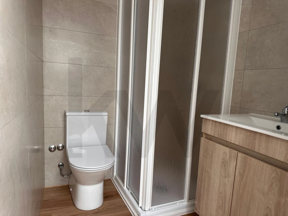Quarto para Arrendamento em Caparica e Trafaria Foto 6