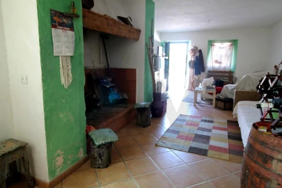 Moradia T4 para Venda em Alqueidão