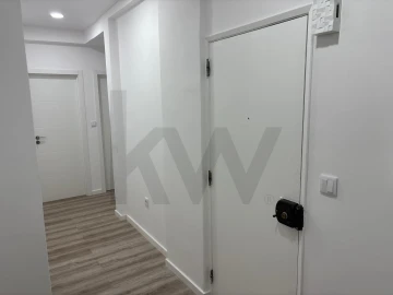 Apartamento T2 para Arrendamento em Alto do Seixalinho, Santo André e Verderena