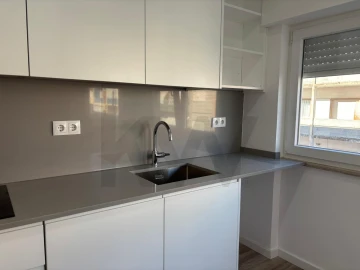 Apartamento T2 para Arrendamento em Alto do Seixalinho, Santo André e Verderena
