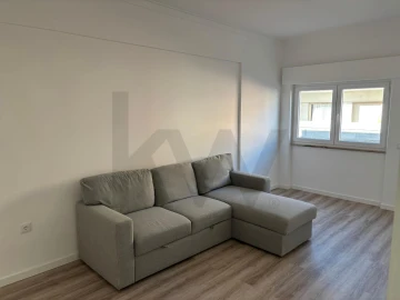 Apartamento T2 para Arrendamento em Alto do Seixalinho, Santo André e Verderena