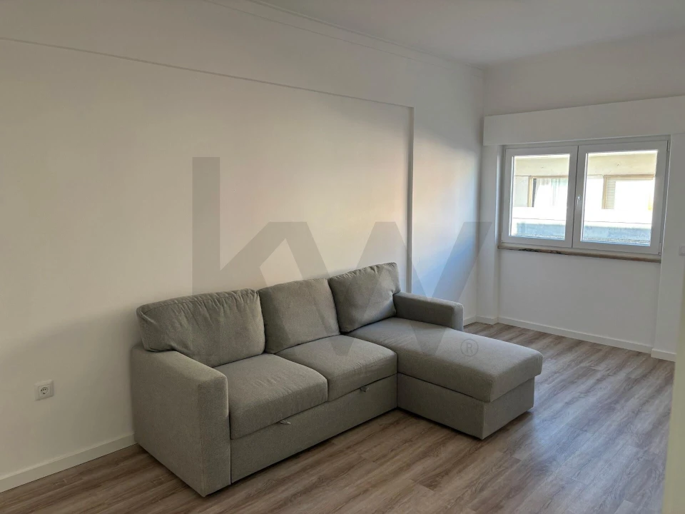Apartamento T2 para Arrendamento em Alto do Seixalinho, Santo André e Verderena Foto 1