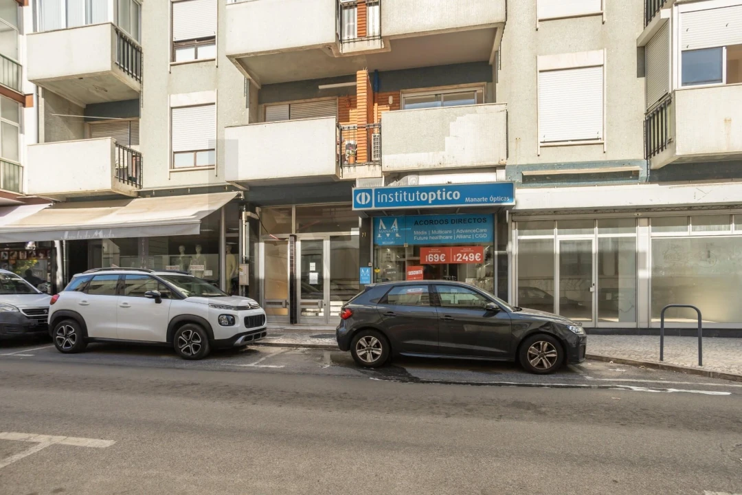 Apartamento T4 para Venda em Almada, Cova da Piedade, Pragal e Cacilhas Foto 34