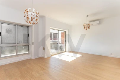 Apartamento T4 para Venda em Almada, Cova da Piedade, Pragal e Cacilhas