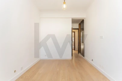 Apartamento T4 para Venda em Almada, Cova da Piedade, Pragal e Cacilhas