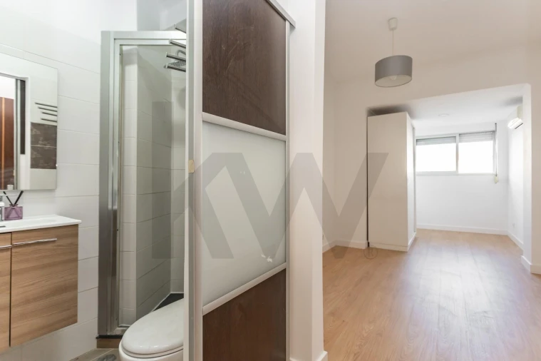 Apartamento T4 para Venda em Almada, Cova da Piedade, Pragal e Cacilhas Foto 10
