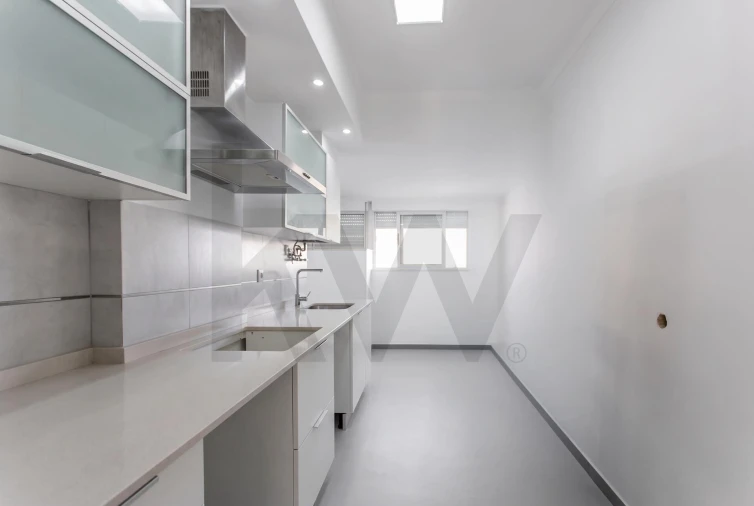 Apartamento T4 para Venda em Almada, Cova da Piedade, Pragal e Cacilhas Foto 19