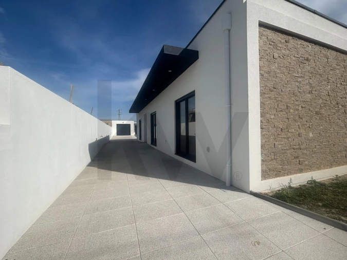 Moradia T3 para Venda em Gafanha da Encarnação Foto 9