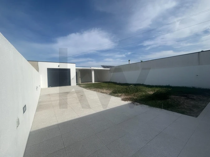 Moradia T3 para Venda em Gafanha da Encarnação Foto 6