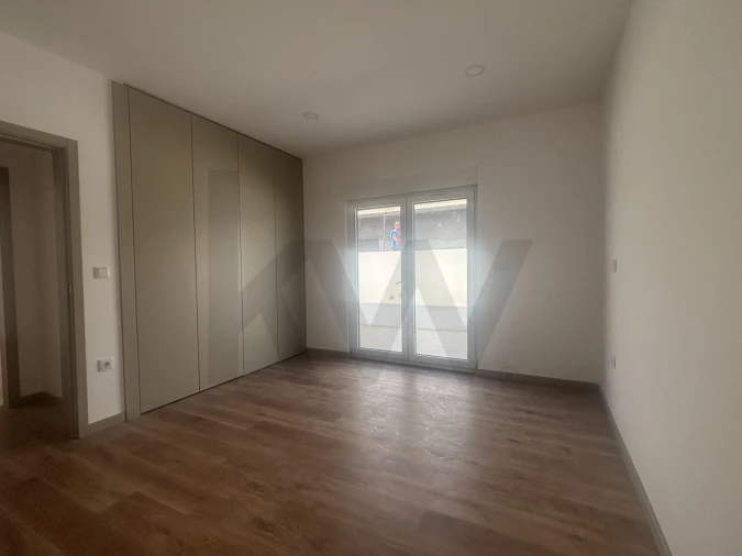 Moradia T3 para Venda em Gafanha da Encarnação Foto 19