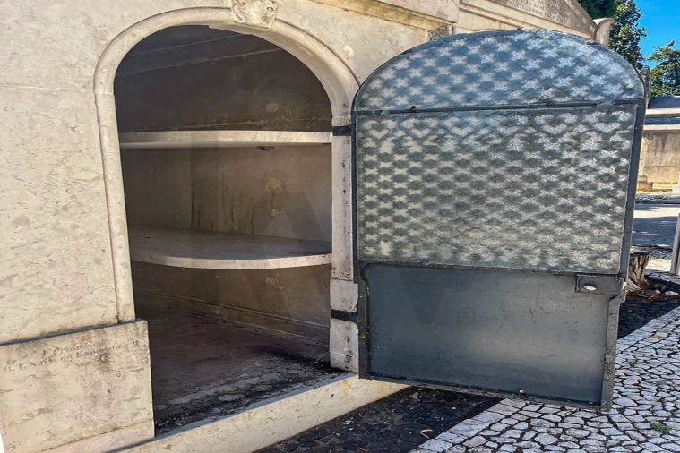 Moradia para Venda em Campo de Ourique Foto 3