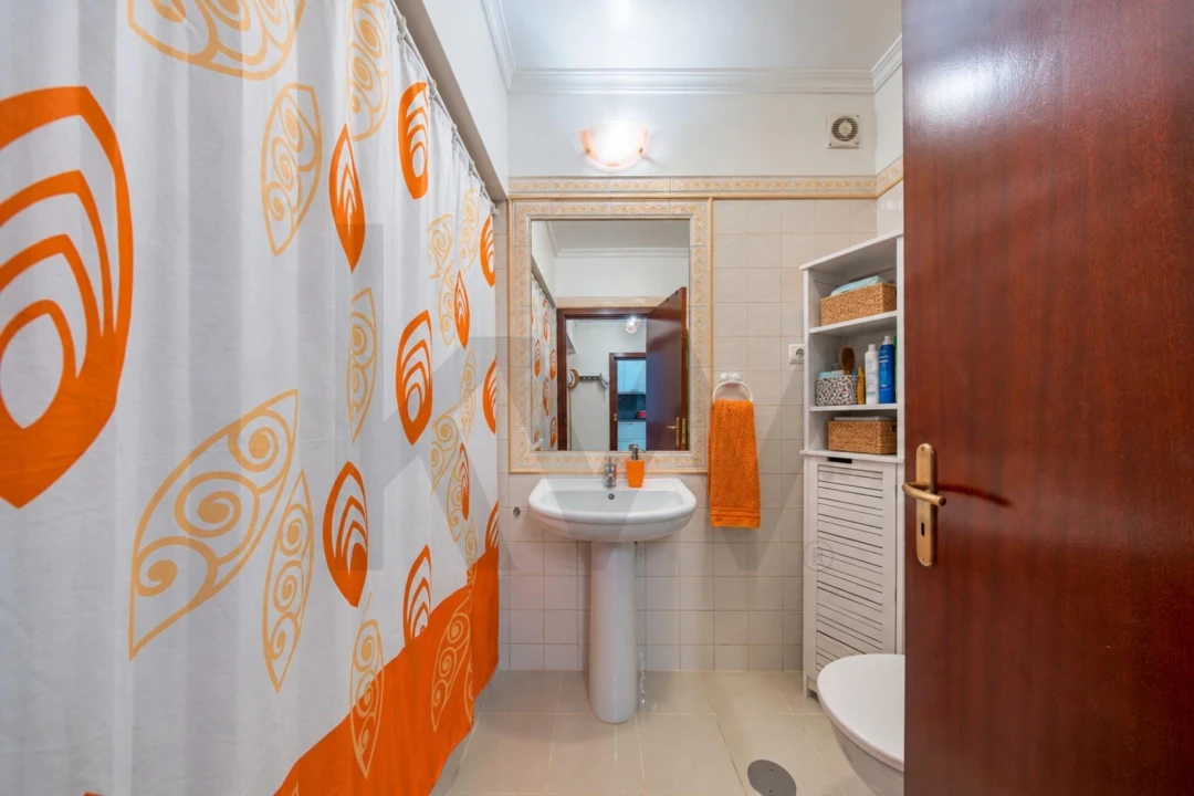 Apartamento T3 para Venda em Santo Antonio Foto 16