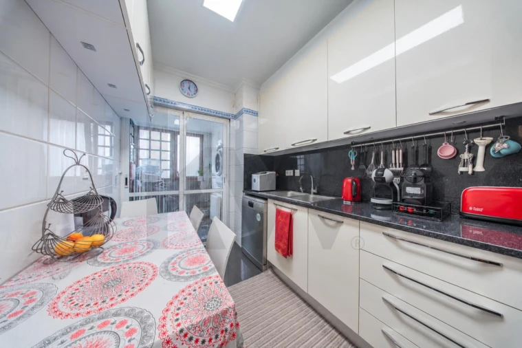 Apartamento T3 para Venda em Santo Antonio Foto 12