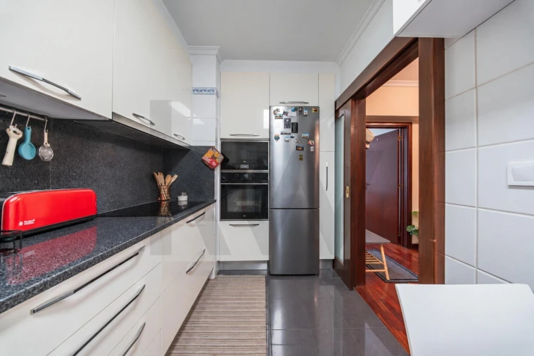 Apartamento T3 para Venda em Santo Antonio Foto 14