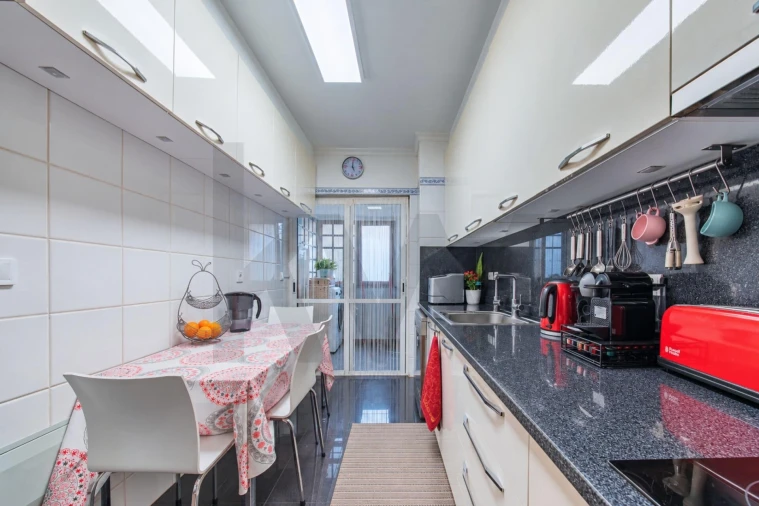 Apartamento T3 para Venda em Santo Antonio Foto 15