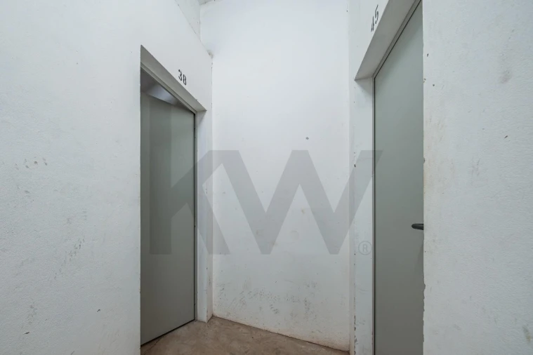 Apartamento T3 para Venda em Santo Antonio Foto 35