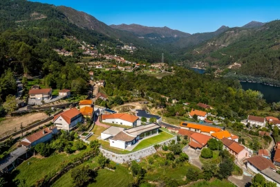 Moradia T3 para Venda em Rio Caldo