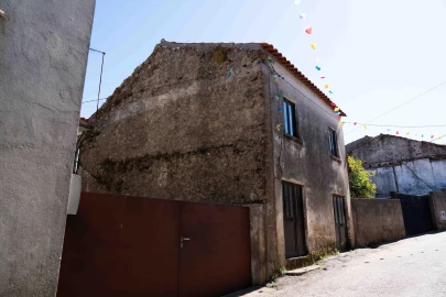 Moradia T2 para Venda em Figueira de Lorvão